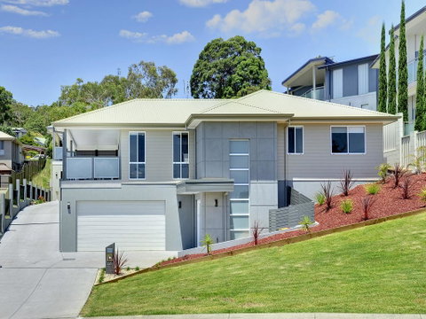 Saratoga Avenue, 52, Signature House - South Australia Travel 0