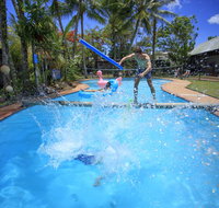 Scotty's Mission Beach YHA - South Australia Travel