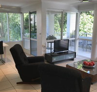 Secluded tropical apartment - South Australia Travel