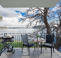 Serene And Stylish Harbourside Apartment - South Australia Travel