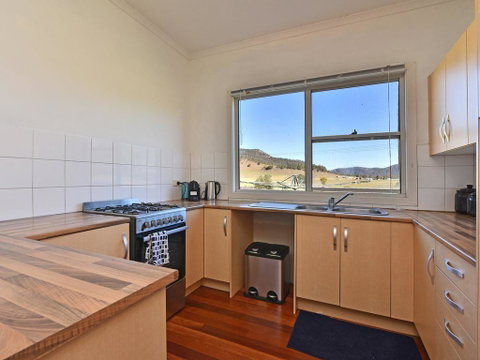 Somerville Wines Farmstay In Broke, Super Cute House On Working Farm. Walk For Miles. - South Australia Travel 2