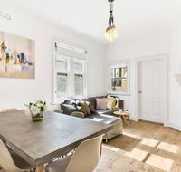 Spacious Harbour View 4bd home in Sydney CBD - South Australia Travel