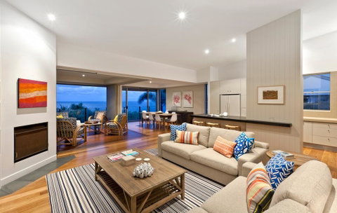 Spacious With Surf Views, Sunshine Beach - South Australia Travel 2