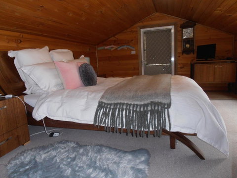 Springmead Rustic Cabin - South Australia Travel 2
