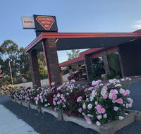 Statesman Motor Inn - South Australia Travel