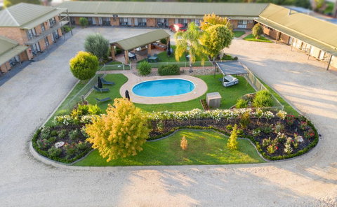 Statesman Motor Inn - South Australia Travel 2
