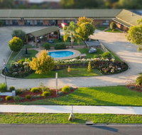 Statesman Motor Inn - South Australia Travel