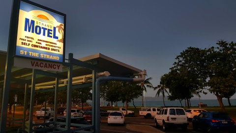 Strand Motel - South Australia Travel 1