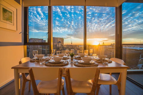 STUNNING Luxury 2beds2bathAPT @CBD (Haymarket) - South Australia Travel 1