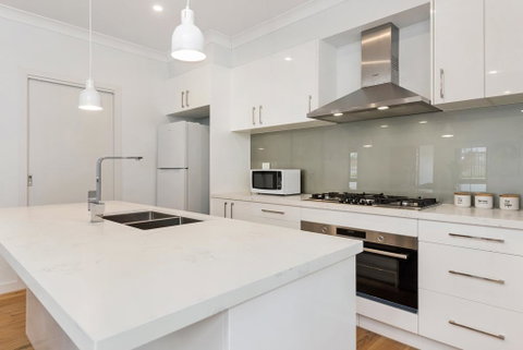 Style, Comfort And Convenience - South Australia Travel 2