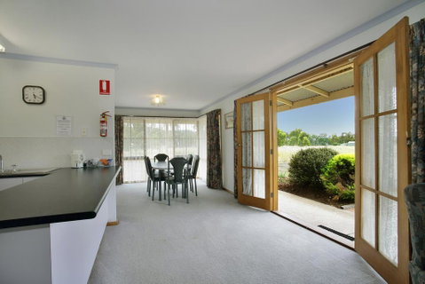 Summerfield Winery And Accommodation - South Australia Travel 3