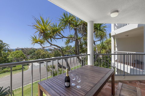 Sun, Sand, And Surf, Sunrise Beach - South Australia Travel 0