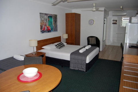 Sunseeker Motel - South Australia Travel 2