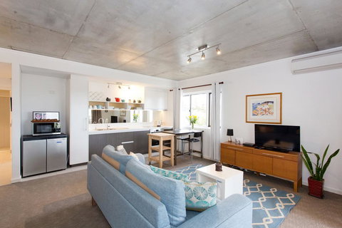 Sunsets By The Beach - Fremantle - South Australia Travel 1