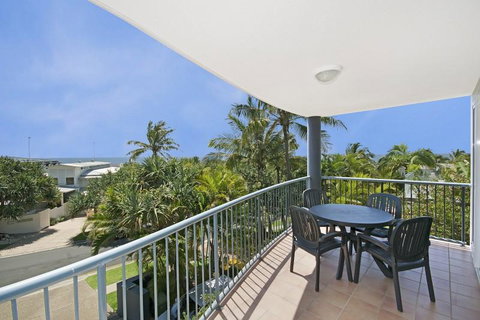 Sunshine Cove, Across The Road From The Beach - South Australia Travel 0