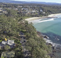 Surfers Ave Retreat Narrawallee - South Australia Travel
