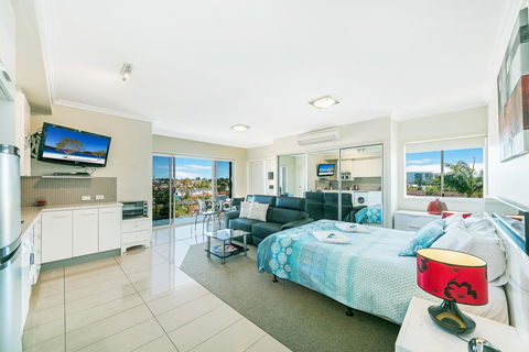 Suttons Beach Apartments - South Australia Travel 1