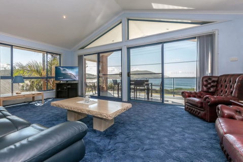 Tah Villa, 1/68 Marine Drive - South Australia Travel 0