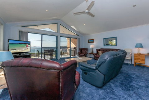 Tah Villa, 1/68 Marine Drive - South Australia Travel 1