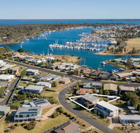 Tanjil - A stroll from the water in Paynesville - South Australia Travel