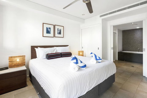 Temple 304 Modern Spacious Palm Cove Resort - South Australia Travel 3