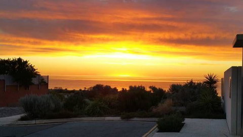 Tennyson View - South Australia Travel 1