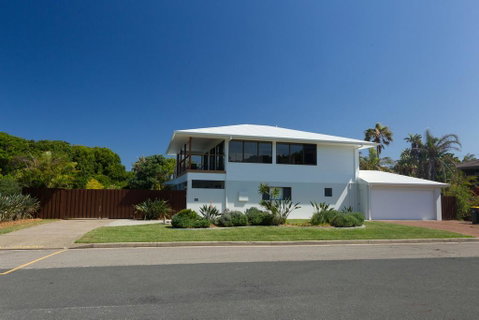 The Beach House At One Mile - 6 Burrawong - South Australia Travel 1