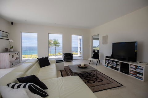 Saltwater - Absolute Oceanfront, Hot Tubs, Sauna, Fire Pits - South Australia Travel 40