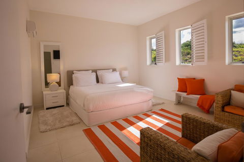 Saltwater - Absolute Oceanfront, Hot Tubs, Sauna, Fire Pits - South Australia Travel 44