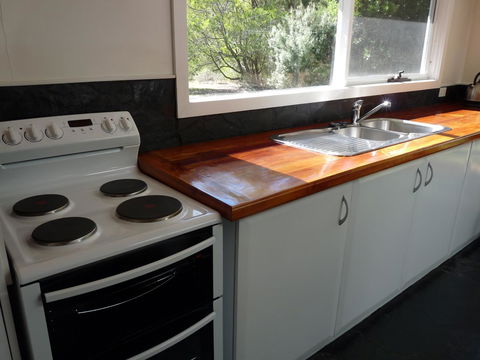 Eagles Rise Tasmania - South Australia Travel 13