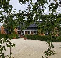 Hazelcreek Cottages - South Australia Travel