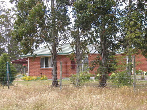 Quamby Pines Chalet - South Australia Travel 21