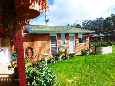 Quamby Pines Chalet - South Australia Travel 22