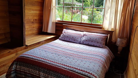 Whispering Hills Retreat - South Australia Travel 3