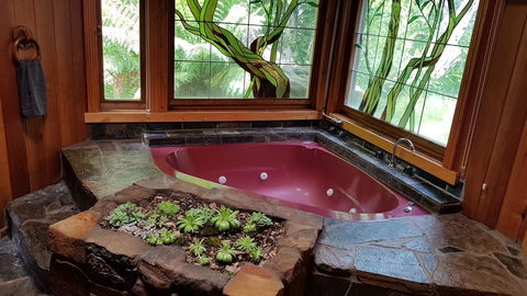 Whispering Hills Retreat - South Australia Travel 4