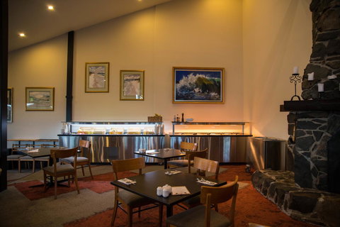 Freycinet Lodge - South Australia Travel 9