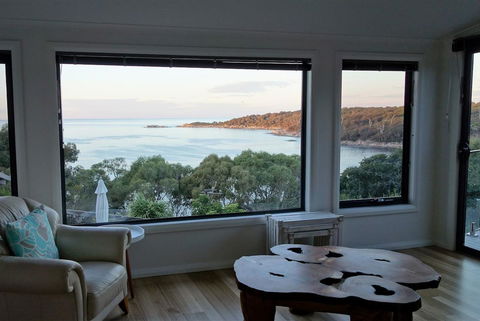 THE LOFT @ Bay Of Fires Seascape - South Australia Travel 6