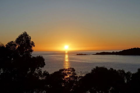 THE LOFT @ Bay Of Fires Seascape - South Australia Travel 9