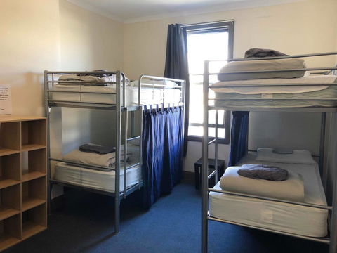 The Nook Backpackers - South Australia Travel 8