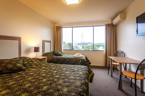 Mornington Inn - South Australia Travel 1