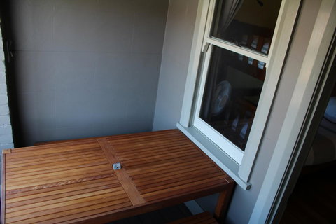 The Tasmanian Inn - South Australia Travel 27