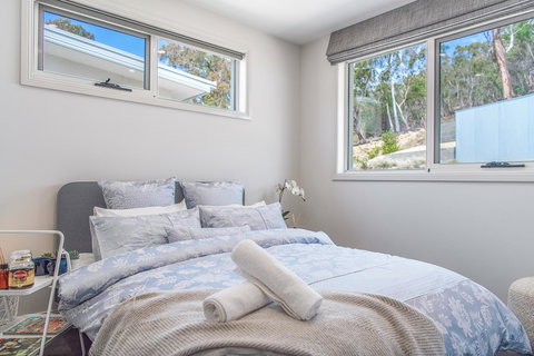 Lookout Point Guest House - South Australia Travel 3