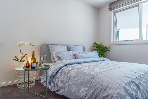 Lookout Point Guest House - South Australia Travel 1