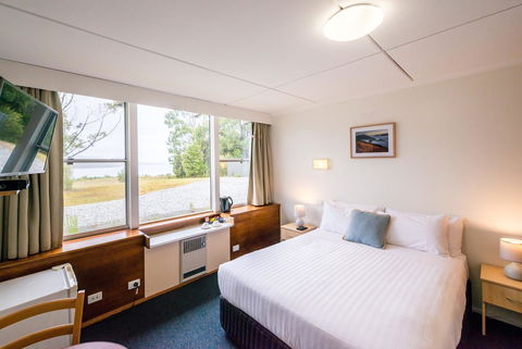 Pedder Wilderness Lodge - South Australia Travel 2
