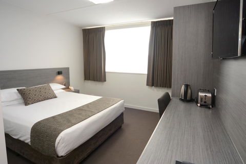 Bridge Hotel - South Australia Travel 10
