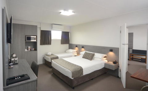 Bridge Hotel - South Australia Travel 2