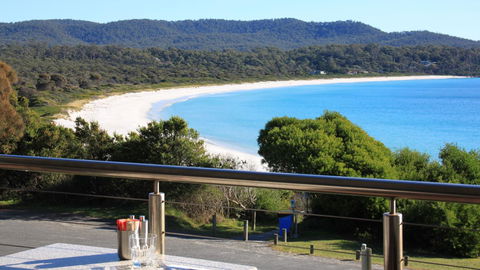BAY OF FIRES ECO HUT Off Grid Experience At Binalong Bay - South Australia Travel 13
