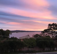 GRANITE BEACH HOUSE  Bay of Fires - South Australia Travel