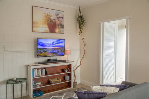 New Aptmnt Only 5 Mins To Mona Gallery - South Australia Travel 0