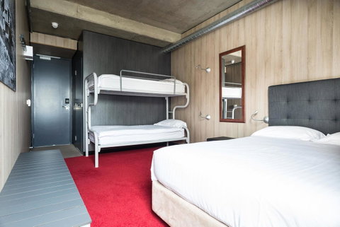 Buller Central Hotel - South Australia Travel 3